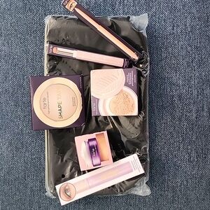 Tarte 7 pc kit Fair Skin Shape Tape Foundation Eye Cream & Brightener Lip Color